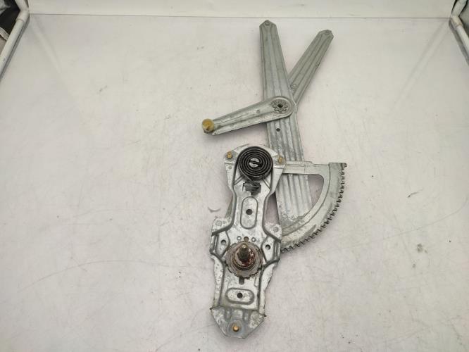 Leve vitre mecanique avant droit PEUGEOT 205 PHASE 2 Essence