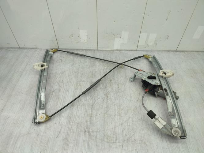 Leve vitre electrique avant droit PEUGEOT 206 PHASE 1 Essence