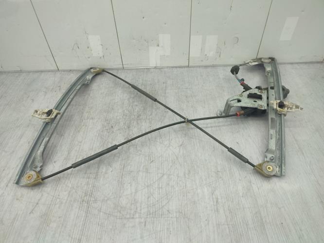 Leve vitre electrique avant gauche PEUGEOT 206 PHASE 1 Essence
