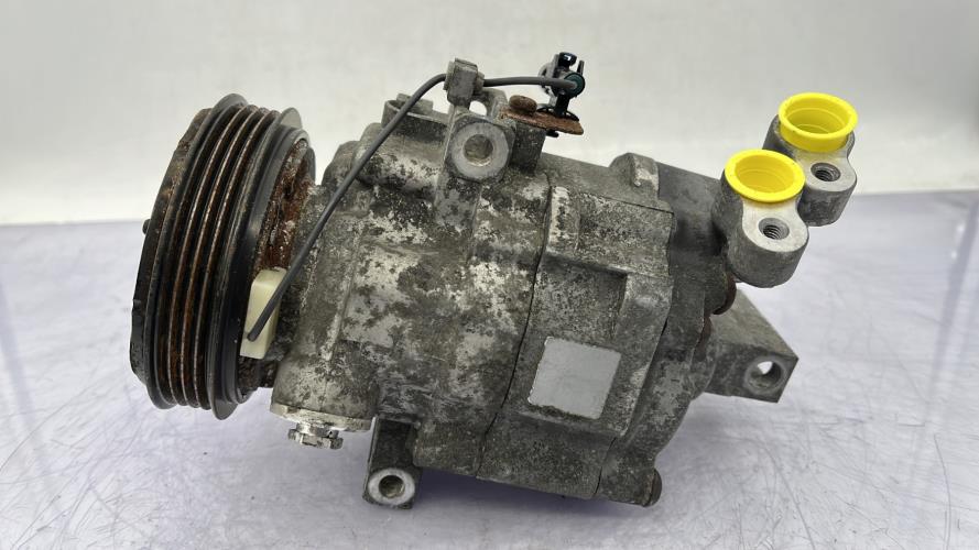 Compresseur clim SUZUKI SPLASH Essence