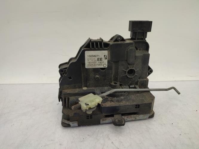 Serrure avant gauche OPEL CORSA D PHASE 1 Diesel