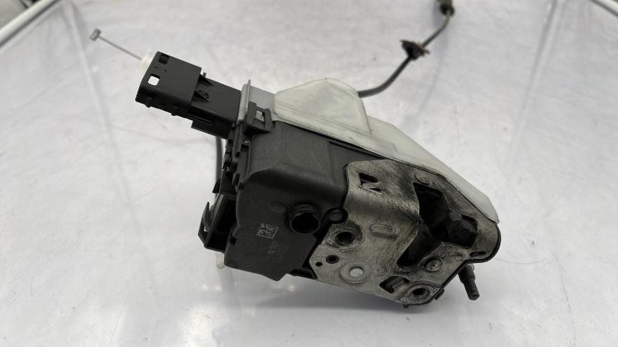 Serrure avant droit PEUGEOT 308 1 PHASE 2 Diesel