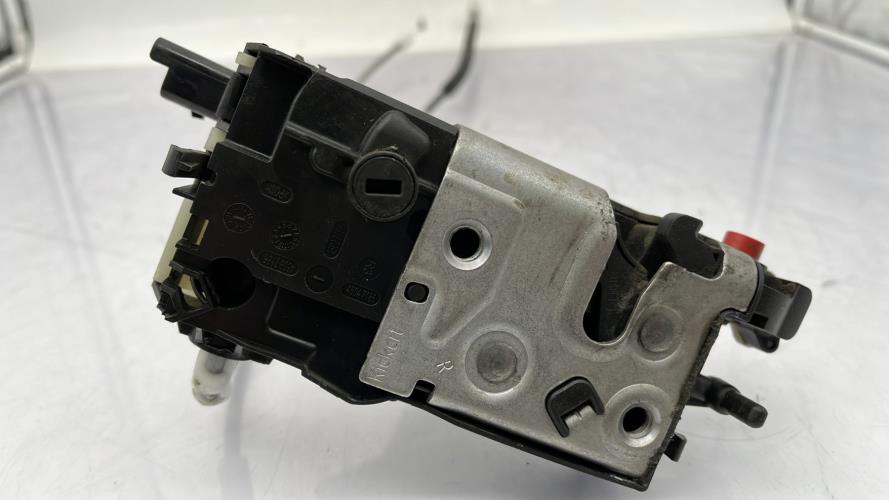 Serrure arriere droit CITROEN C4 2 PHASE 1 Essence
