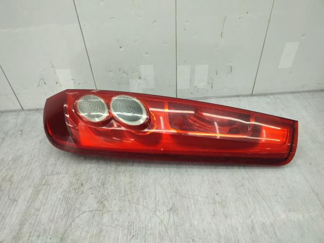 Feu arriere principal droit (feux) FORD FIESTA 5 PHASE 2 Diesel