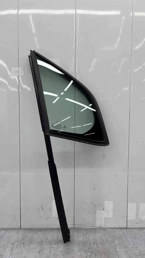 Custode avant droit (porte) CITROEN C3 2 PHASE 2 Essence