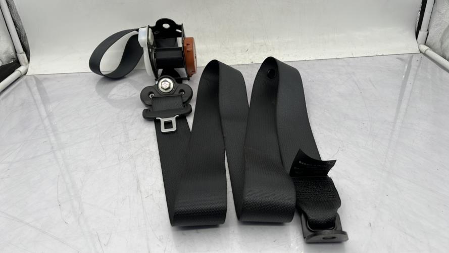 Ceinture arriere gauche SUZUKI SPLASH Essence