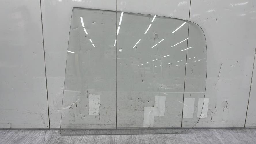 Custode arriere gauche PEUGEOT 205 PHASE 2 Essence