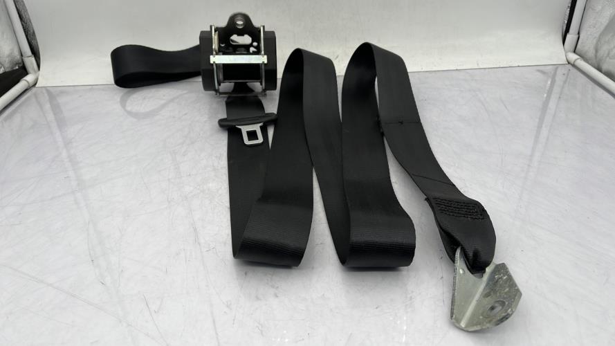 Ceinture arriere gauche VOLKSWAGEN GOLF 6 Diesel