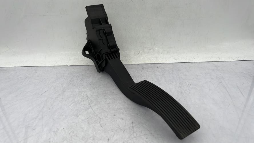 Pedale d'accelerateur MERCEDES CLASSE GLA 156 PHASE 1 Diesel