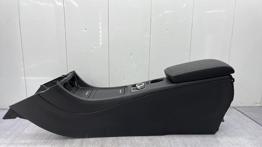 Accoudoir MERCEDES CLASSE GLA 156 PHASE 1 Diesel