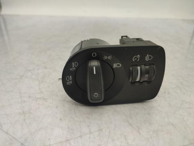 Commande de phare AUDI A1 1 PHASE 1 Essence