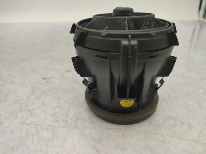 Aerateur tableau de bord AUDI A1 1 PHASE 1 Essence