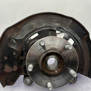 Fusee avant droit TOYOTA VERSO PHASE 1 Essence
