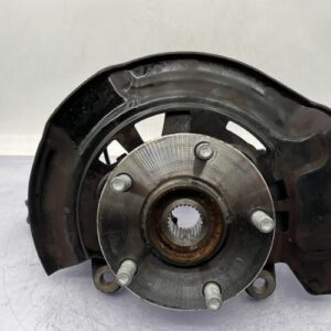 Fusee avant gauche TOYOTA VERSO PHASE 1 Essence