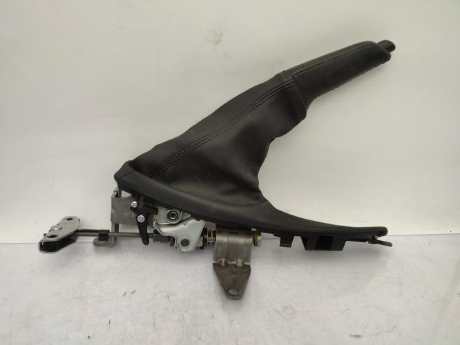Levier frein à main BMW SERIE 1 E87 PHASE 2 Diesel