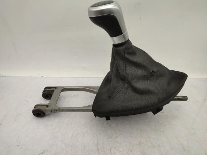 Levier de vitesses BMW SERIE 1 E87 PHASE 2 Diesel