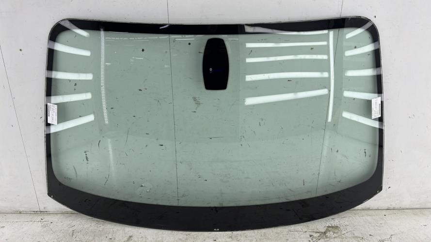 Pare brise BMW SERIE 1 E87 PHASE 2 Diesel