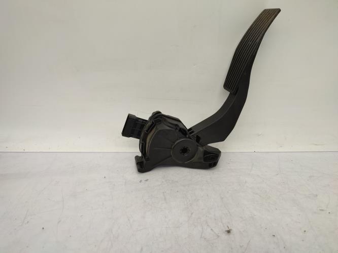 Pedale d'accelerateur OPEL ZAFIRA TOURER C PHASE 2 Diesel