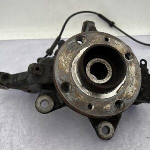 Fusee avant gauche RENAULT CLIO 4 PHASE 1 BREAK Diesel