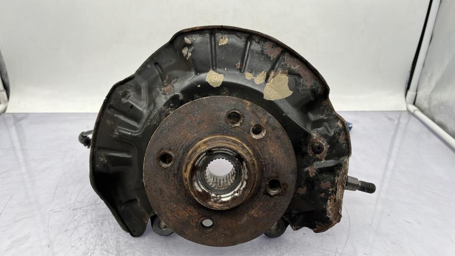 Fusee avant gauche MINI MINI 1 R50/R53 PHASE 1 Essence