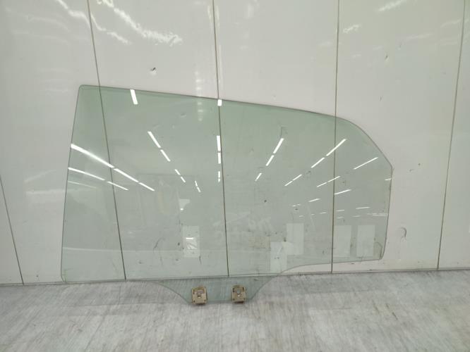 Vitre arriere gauche MAZDA 2 2 PHASE 1 Essence