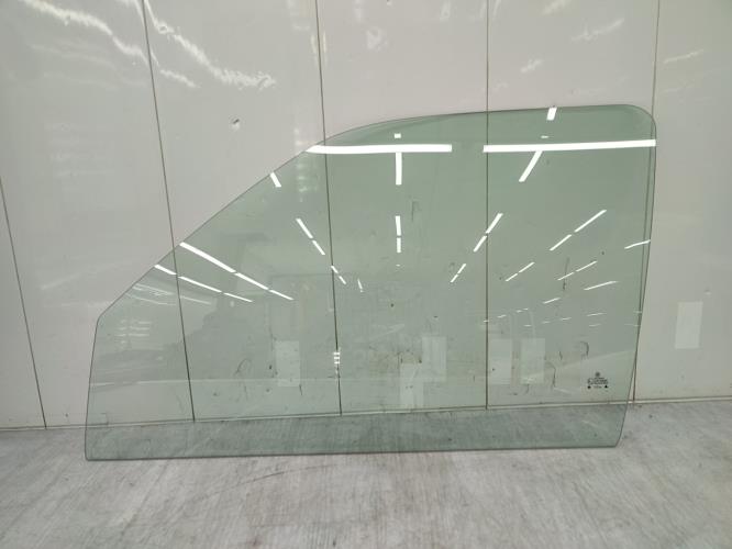 Vitre avant gauche VOLKSWAGEN GOLF 3 Diesel