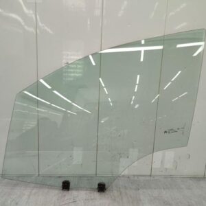 Vitre avant gauche CITROEN C4 2 PHASE 1 Essence