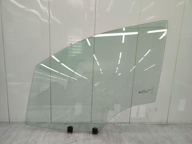 Vitre avant gauche CITROEN C4 2 PHASE 1 Essence