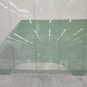 Vitre avant gauche MINI MINI 2 R56 PHASE 1 Essence