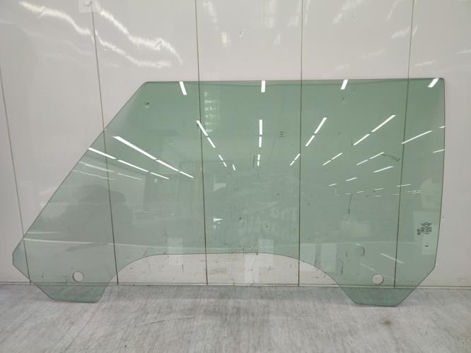 Vitre avant gauche MINI MINI 2 R56 PHASE 1 Essence