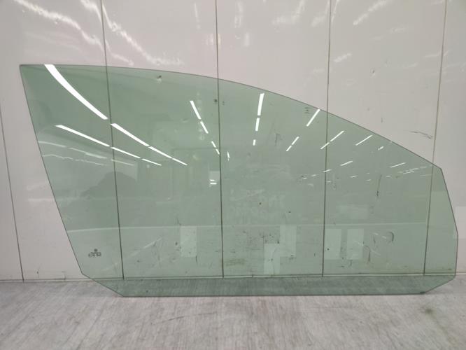 Vitre avant droit VOLKSWAGEN GOLF 5 Diesel