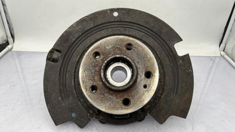 Fusee arriere droit MERCEDES CLASSE M 163 PHASE 2 Diesel