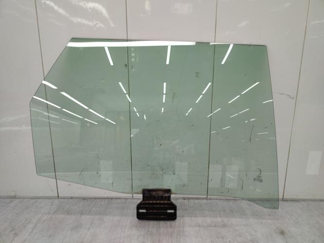 Vitre arriere gauche AUDI A4 2 AVANT PHASE 1 BREAK Diesel