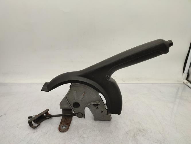 Levier frein à main PEUGEOT 108 Essence