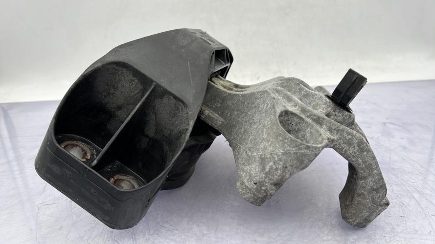 Support moteur droit RENAULT CLIO 4 PHASE 1 BREAK Diesel
