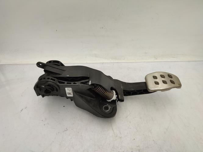 Pedale d'embrayage RENAULT CLIO 5 PHASE 1 Essence