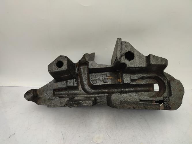 Cric (Ensemble depannage) RENAULT MEGANE 3 PHASE 1 Essence