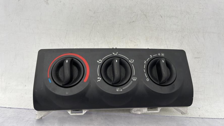 Commande chauffage RENAULT CLIO 2 CAMPUS PHASE 1 Essence
