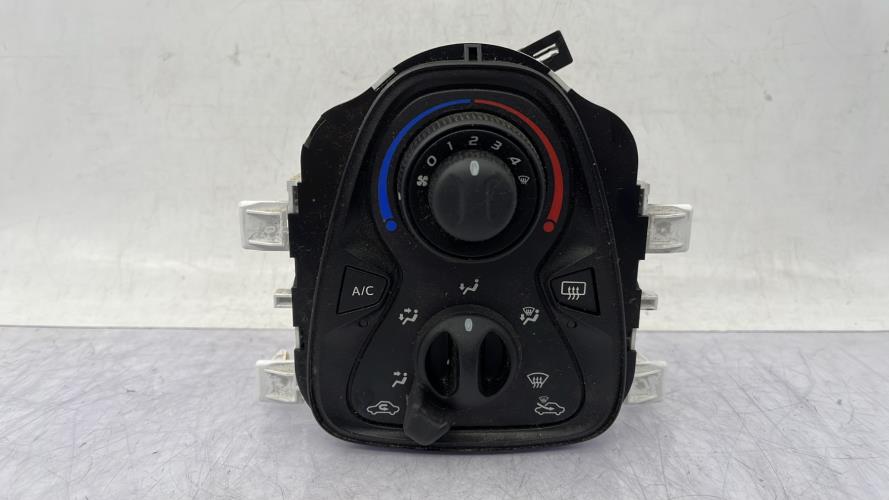 Commande chauffage PEUGEOT 108 Essence