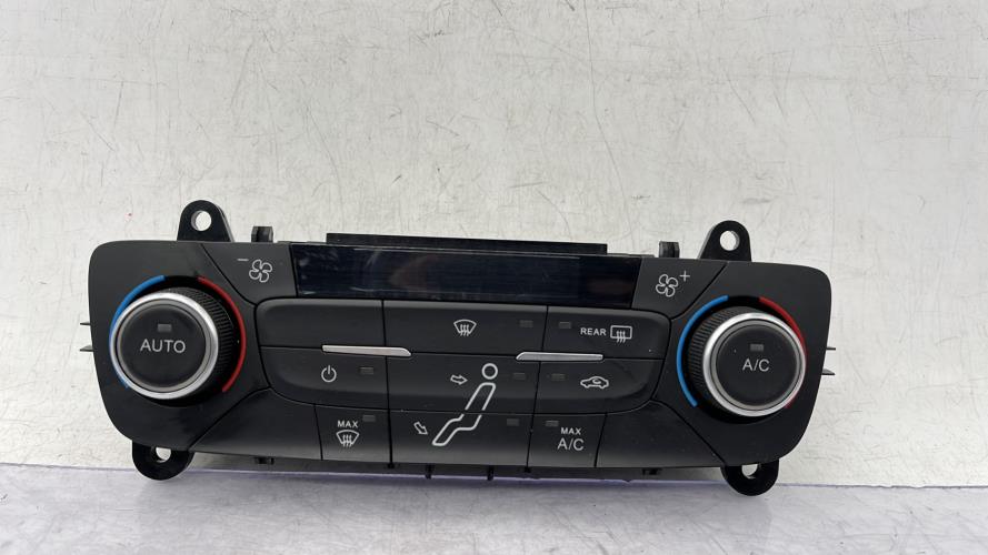 Commande chauffage FORD FOCUS 3 PHASE 2 Essence