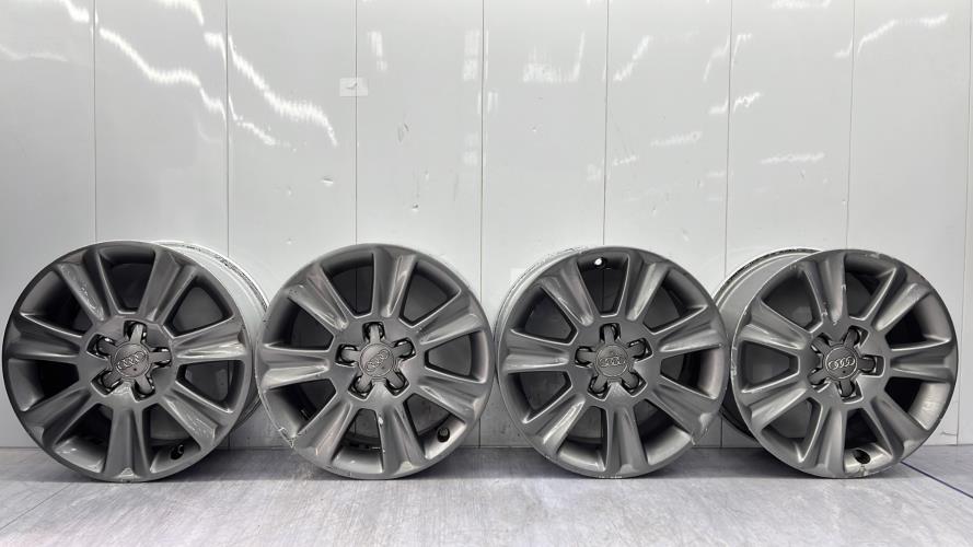 Jeu de 4 jantes  AUDI A1 1 PHASE 1 Essence