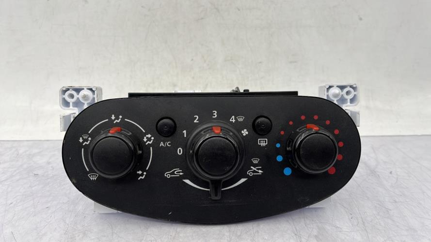 Commande chauffage DACIA SANDERO 2 PHASE 2 Diesel