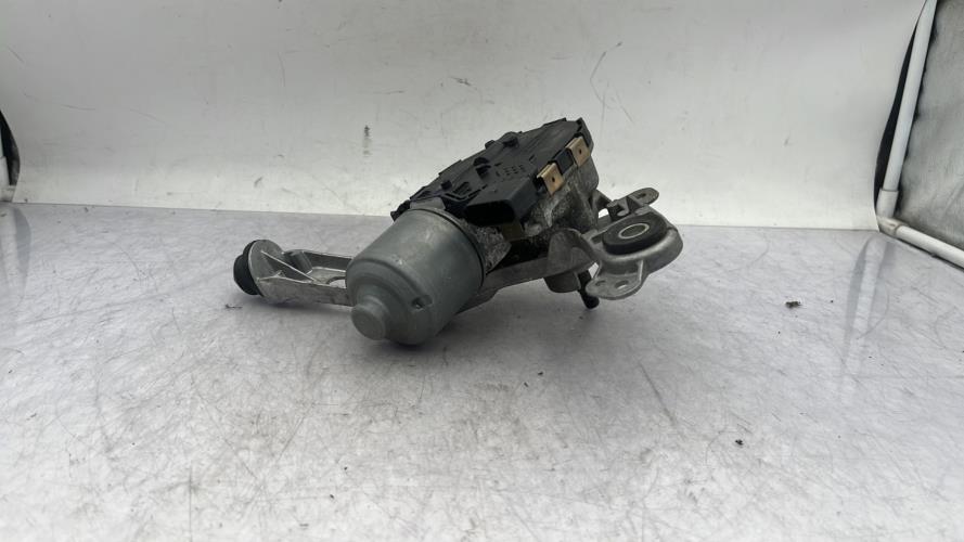 Moteur essuie glace avant droit FORD FOCUS 3 PHASE 2 Essence