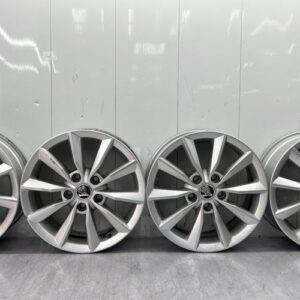 Jeu de 4 jantes  SKODA OCTAVIA 3 PHASE 1 Diesel