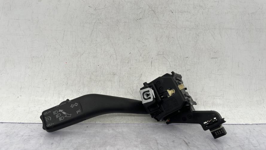 Commodo phare VOLKSWAGEN GOLF 6 Diesel