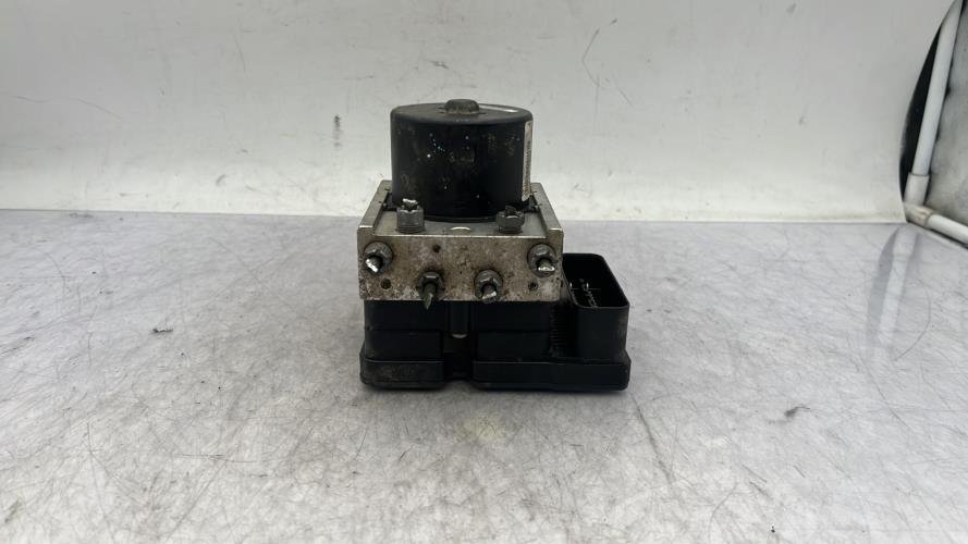 Bloc ABS (freins anti-blocage) RENAULT TWINGO 2 PHASE 1 Essence