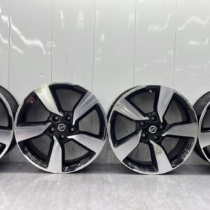 Jeu de 4 jantes  NISSAN QASHQAI 2 PHASE 1 Essence