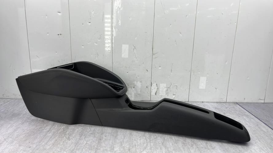 Console central (interieur plastique) AUDI A1 1 PHASE 1 Diesel