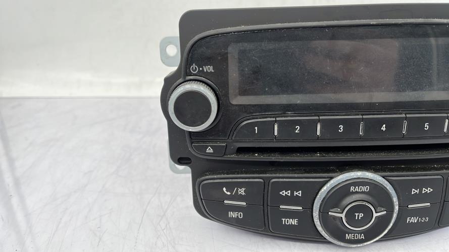Autoradio d'origine OPEL CORSA E Diesel