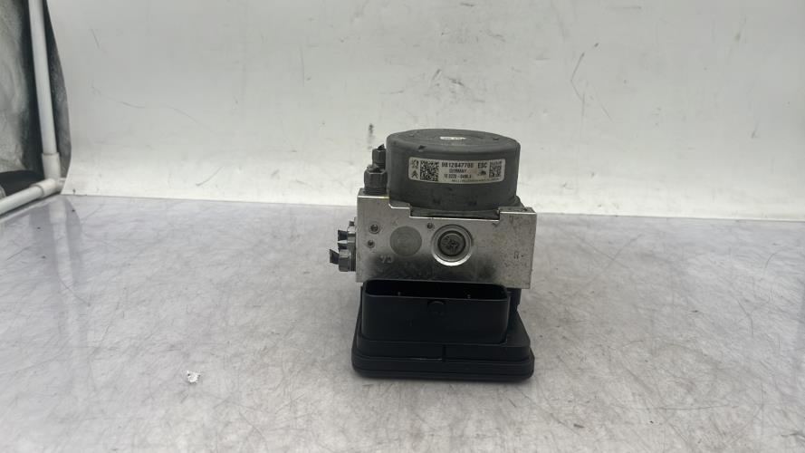 Bloc ABS (freins anti-blocage) PEUGEOT 208 1 PHASE 2 Essence